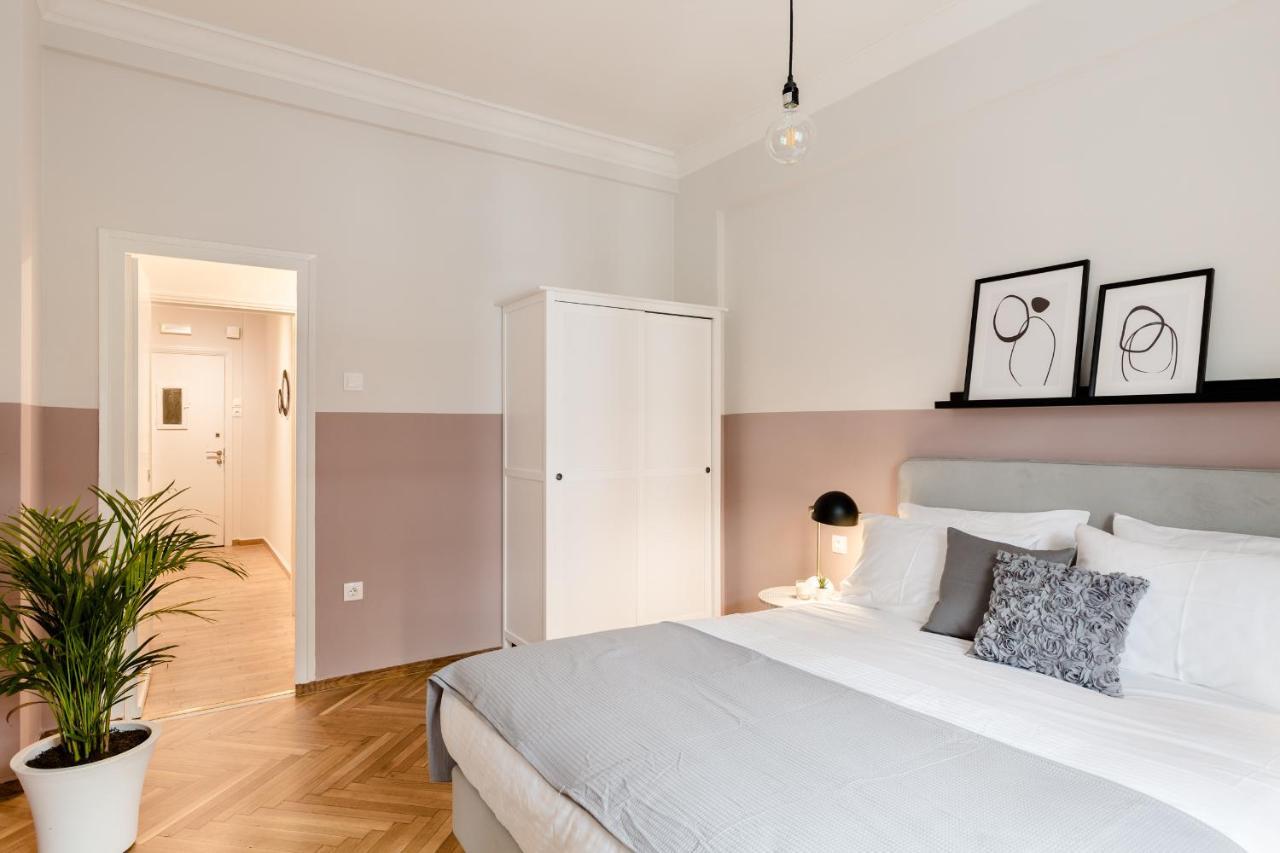 אתונה Acropolis Heart 2Bd Apartment In Plaka By Upstreet מראה חיצוני תמונה